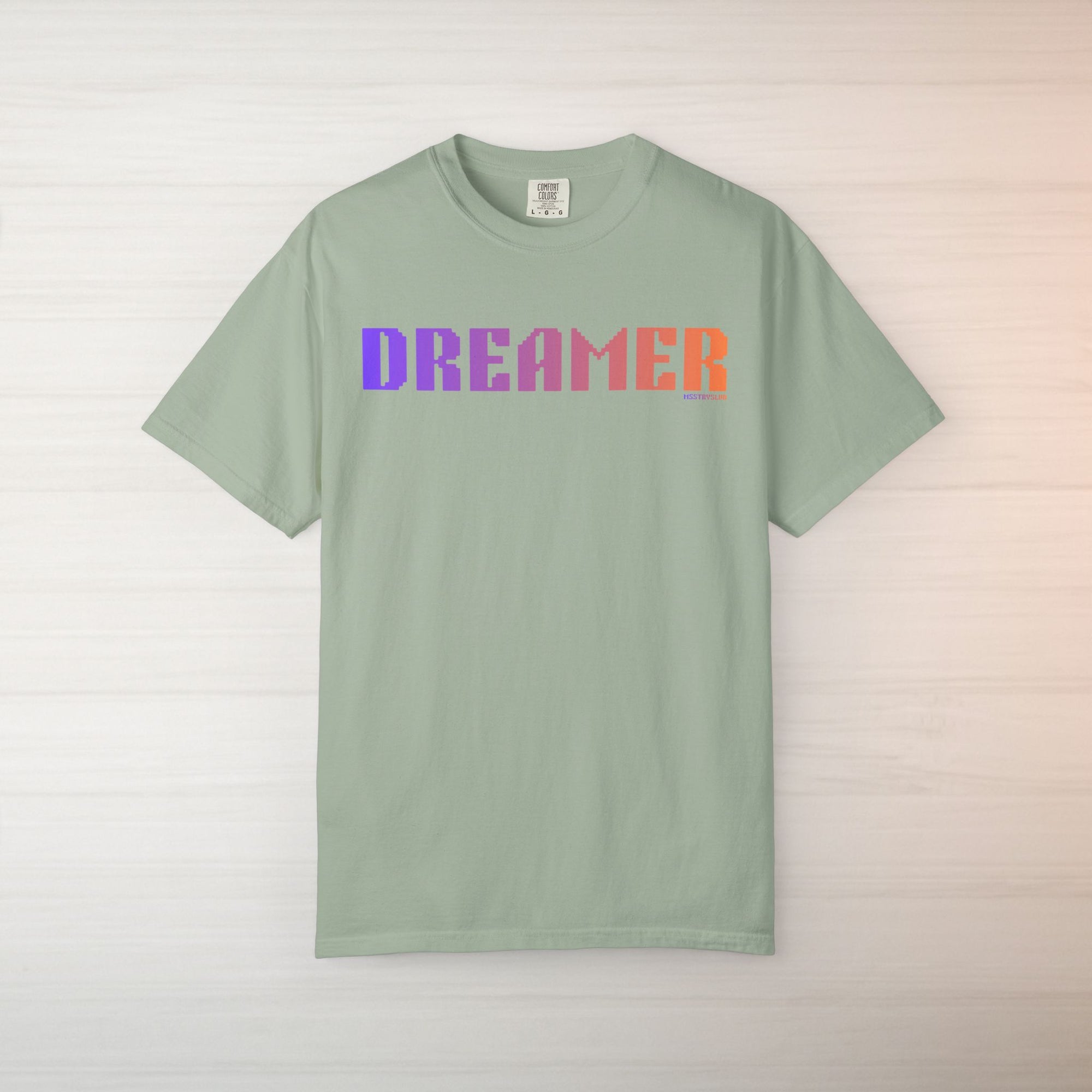 DREAMER Graphic T Shirt Aesthetic Streetwear Tee, Unisex Minimal Typography Shirt, Pastel Fashion Top