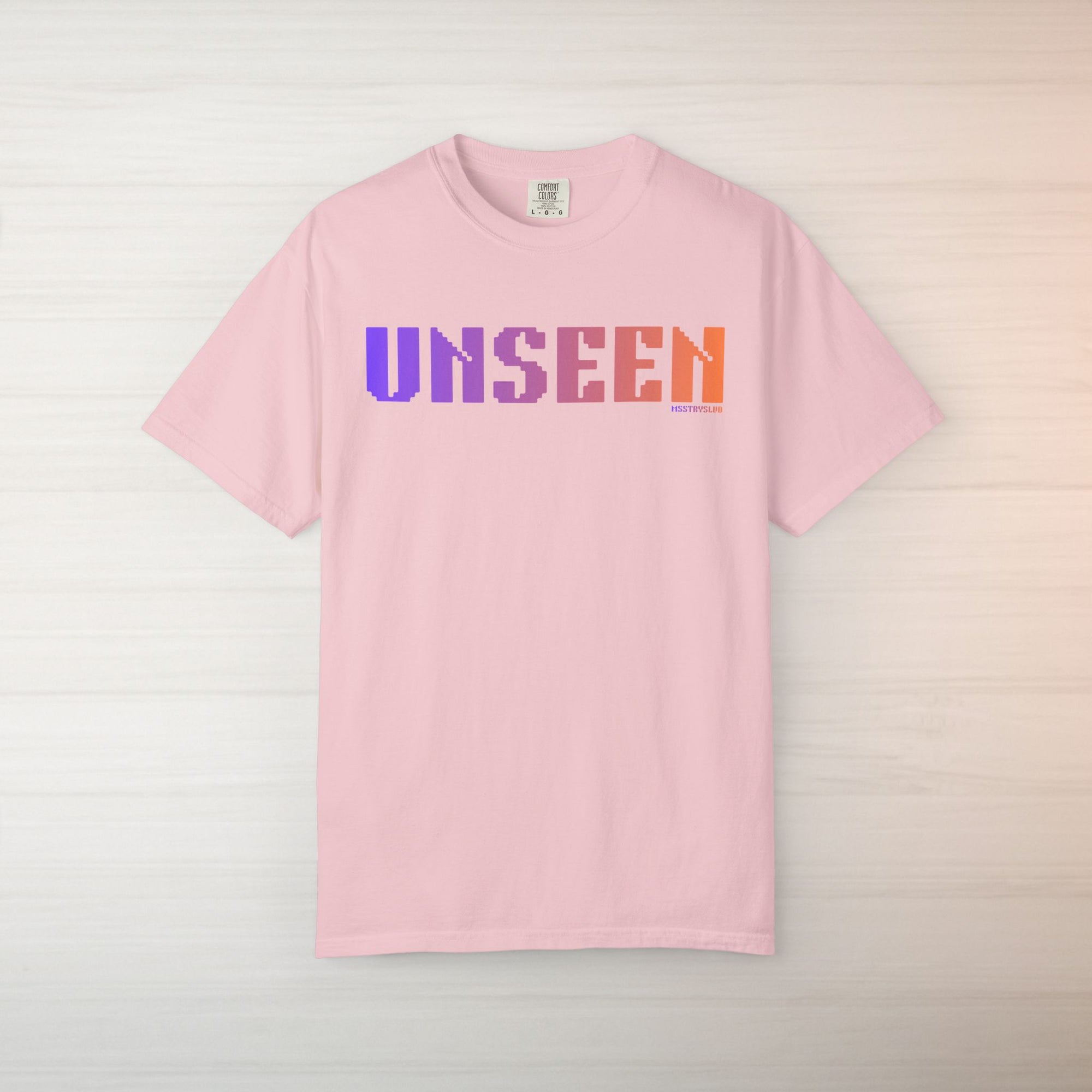 UNSEEN Graphic T Shirt Aesthetic Streetwear Tee, Retro Pixel Unisex Minimal Typography Statement Shirt, Travel Pastel Fashion Top