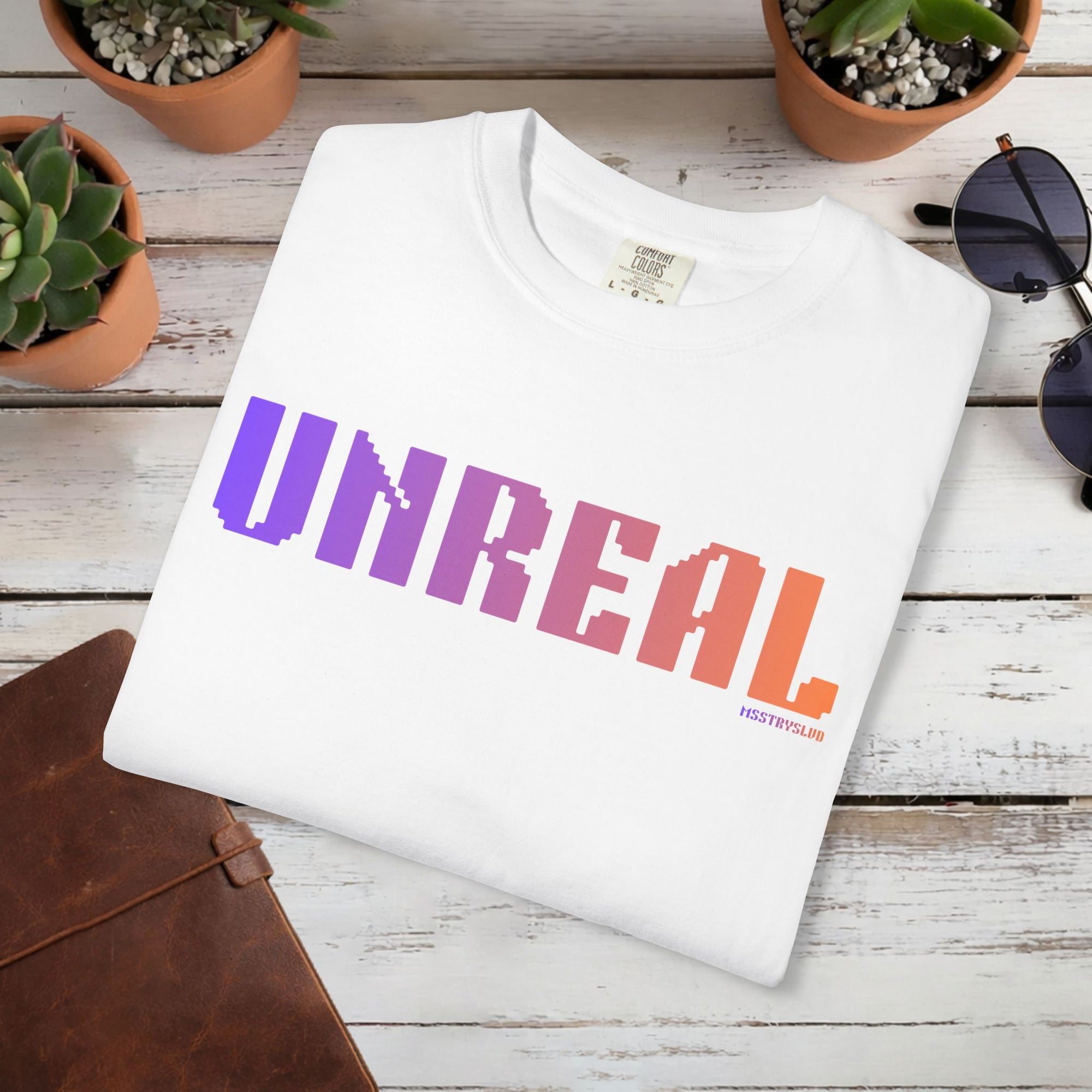 UNREAL Graphic T Shirt Aesthetic Streetwear Tee, Unisex Minimal Typography Shirt, Soft Pastel Fashion Top