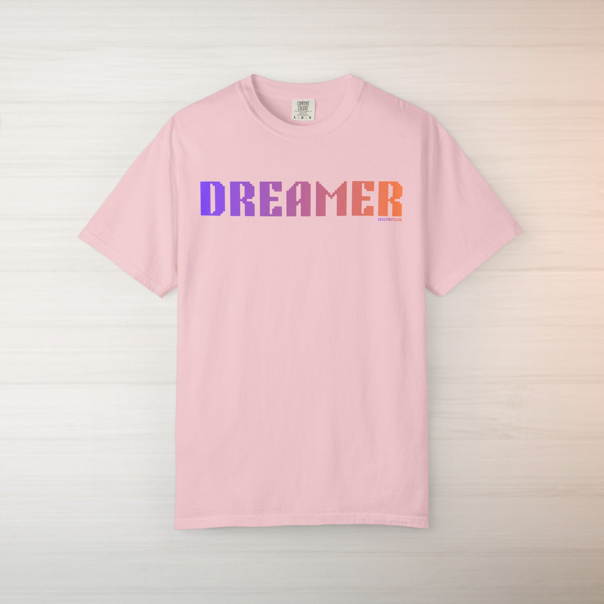 DREAMER Graphic T Shirt Aesthetic Streetwear Tee, Unisex Minimal Typography Shirt, Pastel Fashion Top